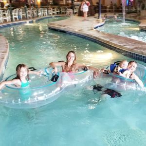 Meet your Posher, Leah